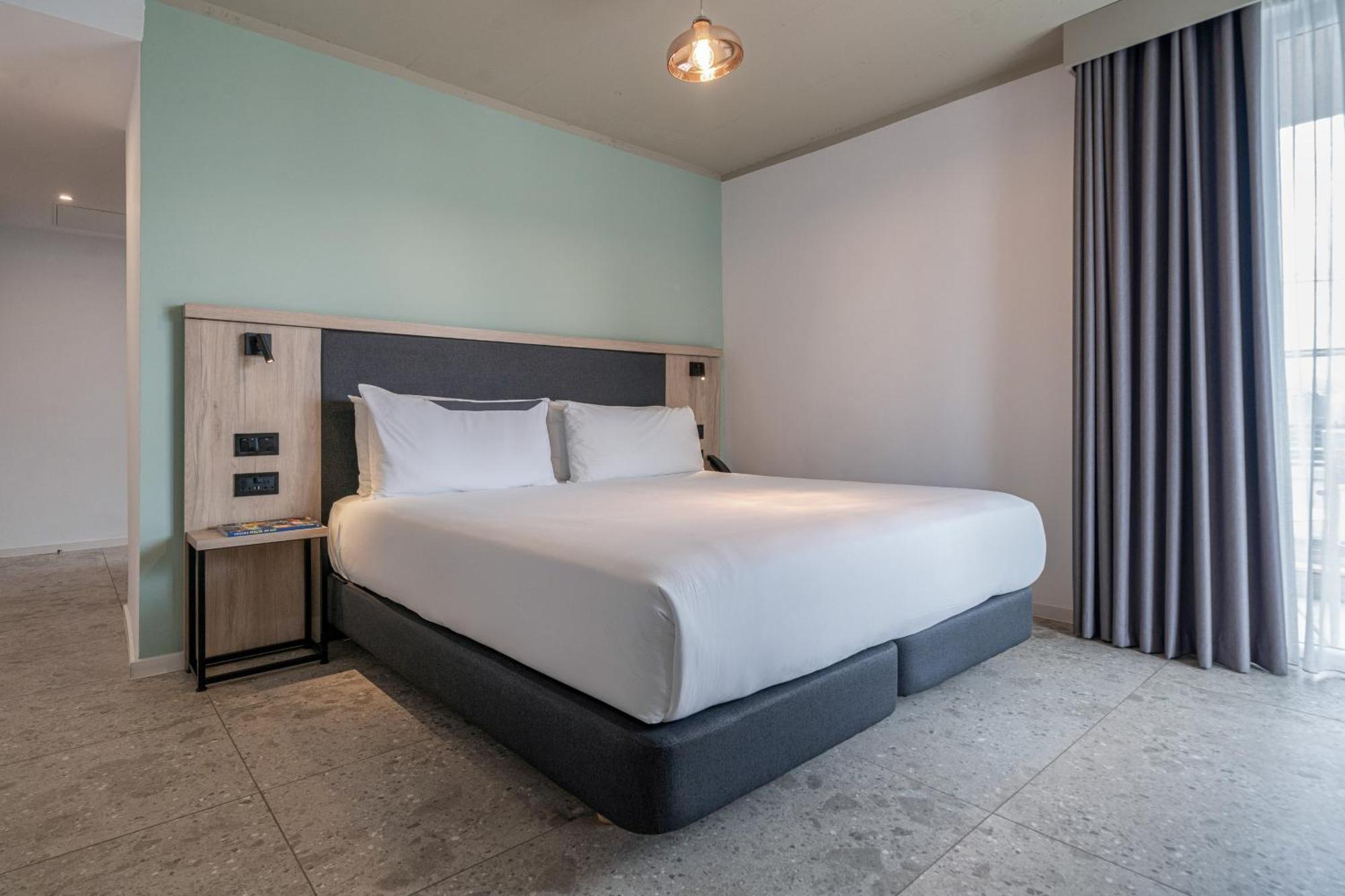 Hotel Mistral St Julian'S, Affiliated By Melia San Ġiljan Buitenkant foto